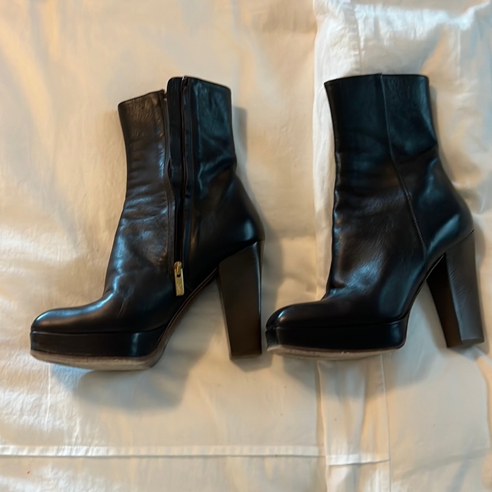 YSL Yves Saint Laurent MyLady 90 chocolate leather booties 39